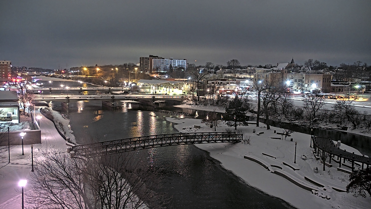 Thumbnail for current weather camera view from City of Elgin in Elgin, Illinois