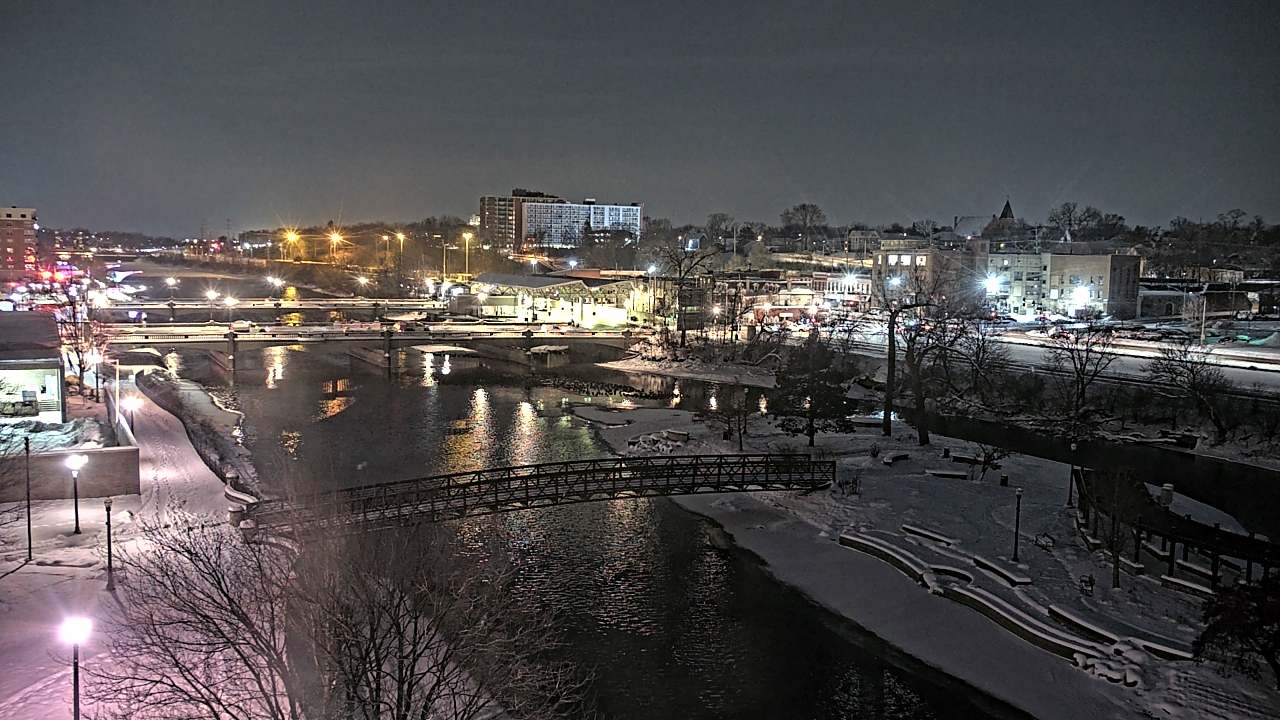 Thumbnail for current weather camera view from City of Elgin in Elgin, Illinois
