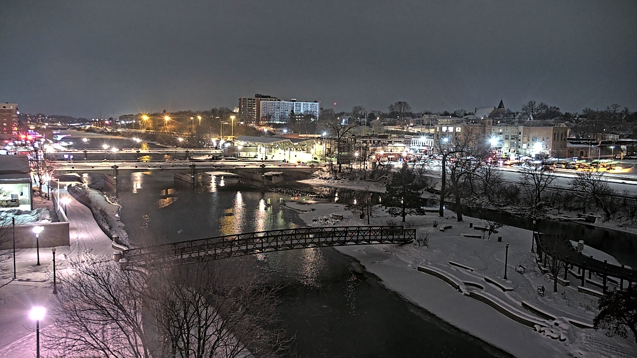 Thumbnail for current weather camera view from City of Elgin in Elgin, Illinois