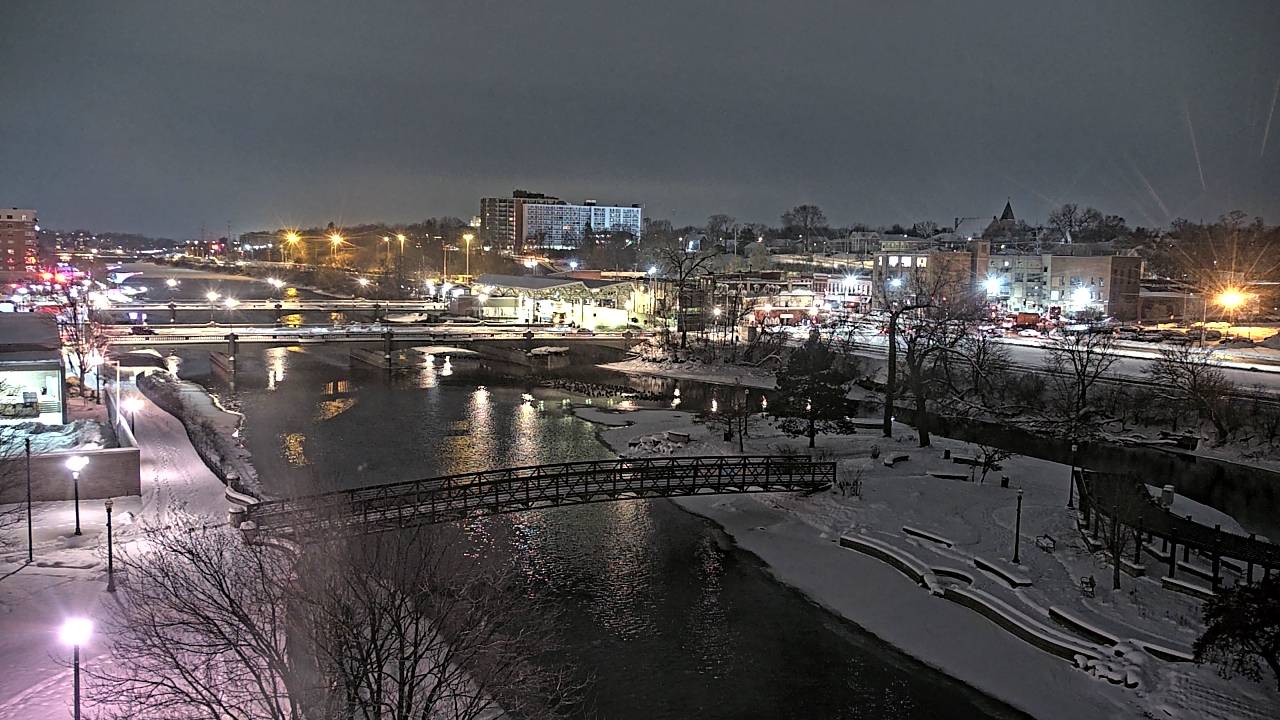Thumbnail for current weather camera view from City of Elgin in Elgin, Illinois