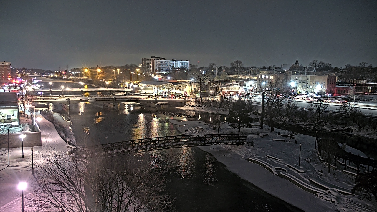 Thumbnail for current weather camera view from City of Elgin in Elgin, Illinois