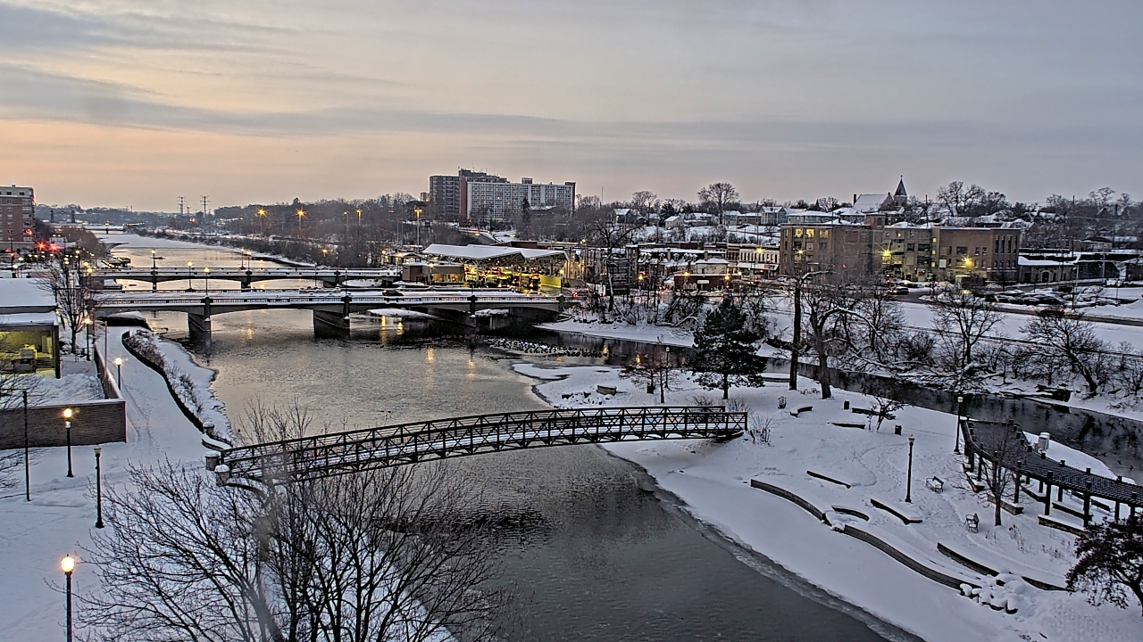 Thumbnail for current weather camera view from City of Elgin in Elgin, Illinois