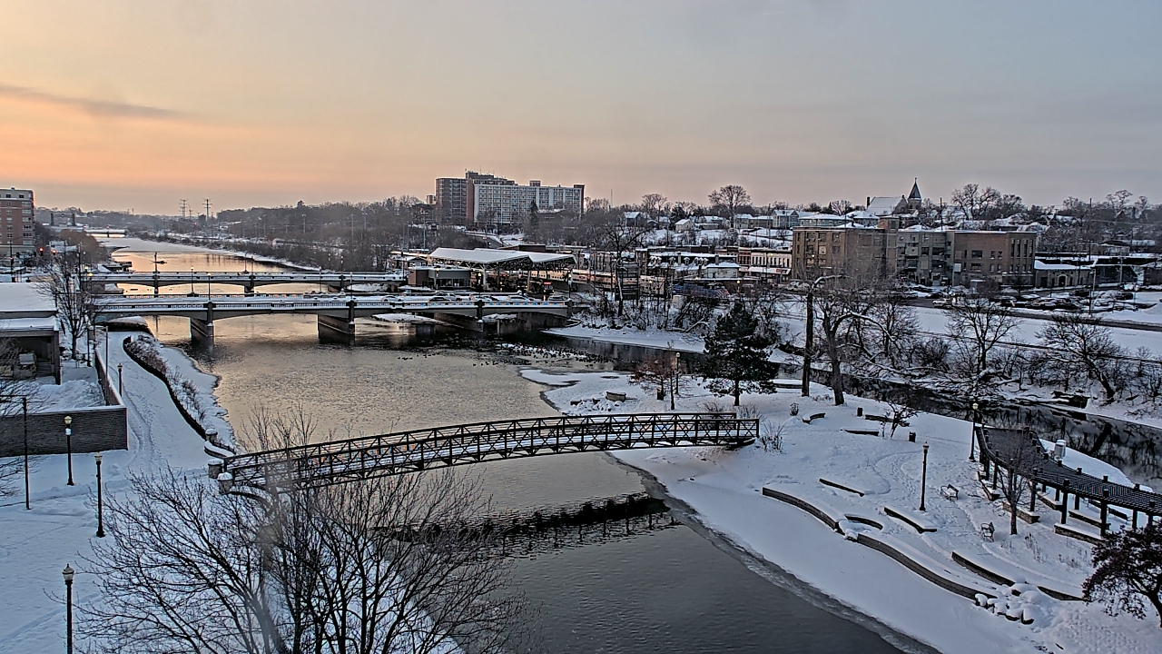Thumbnail for current weather camera view from City of Elgin in Elgin, Illinois