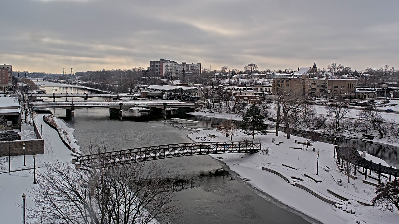 Thumbnail for current weather camera view from City of Elgin in Elgin, Illinois