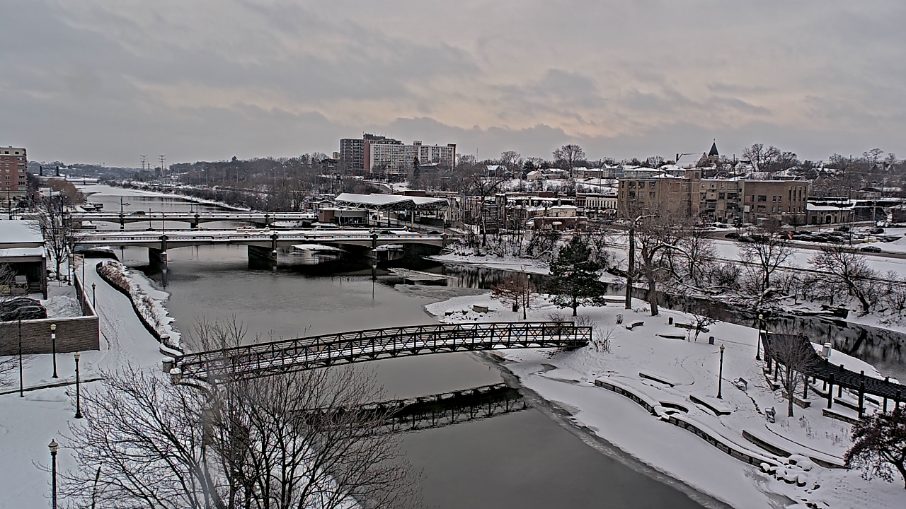 Thumbnail for current weather camera view from City of Elgin in Elgin, Illinois