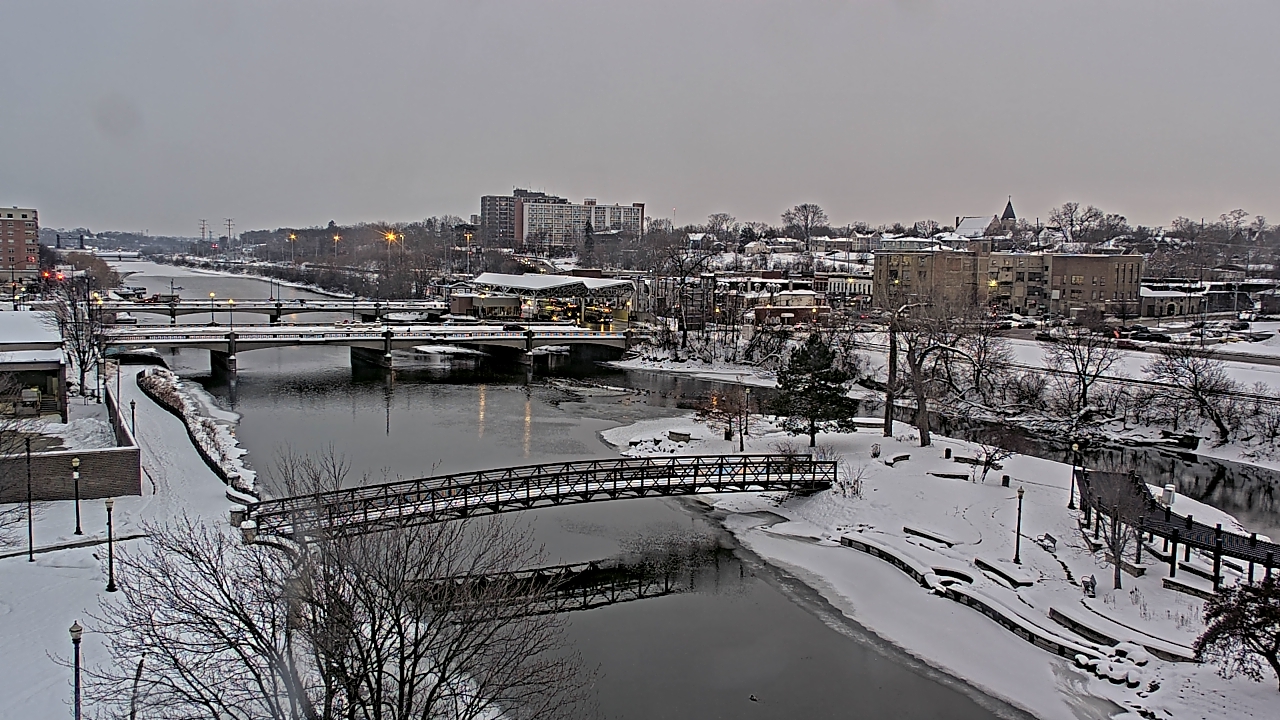 Thumbnail for current weather camera view from City of Elgin in Elgin, Illinois