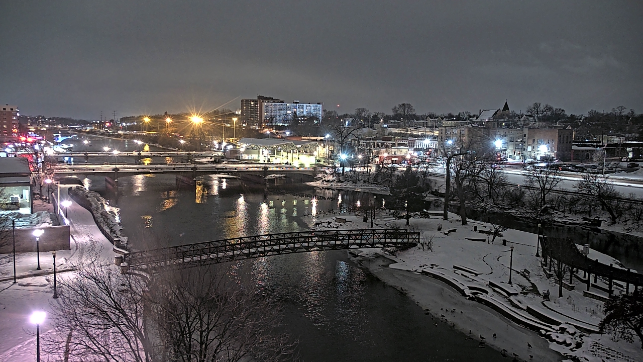 Thumbnail for current weather camera view from City of Elgin in Elgin, Illinois