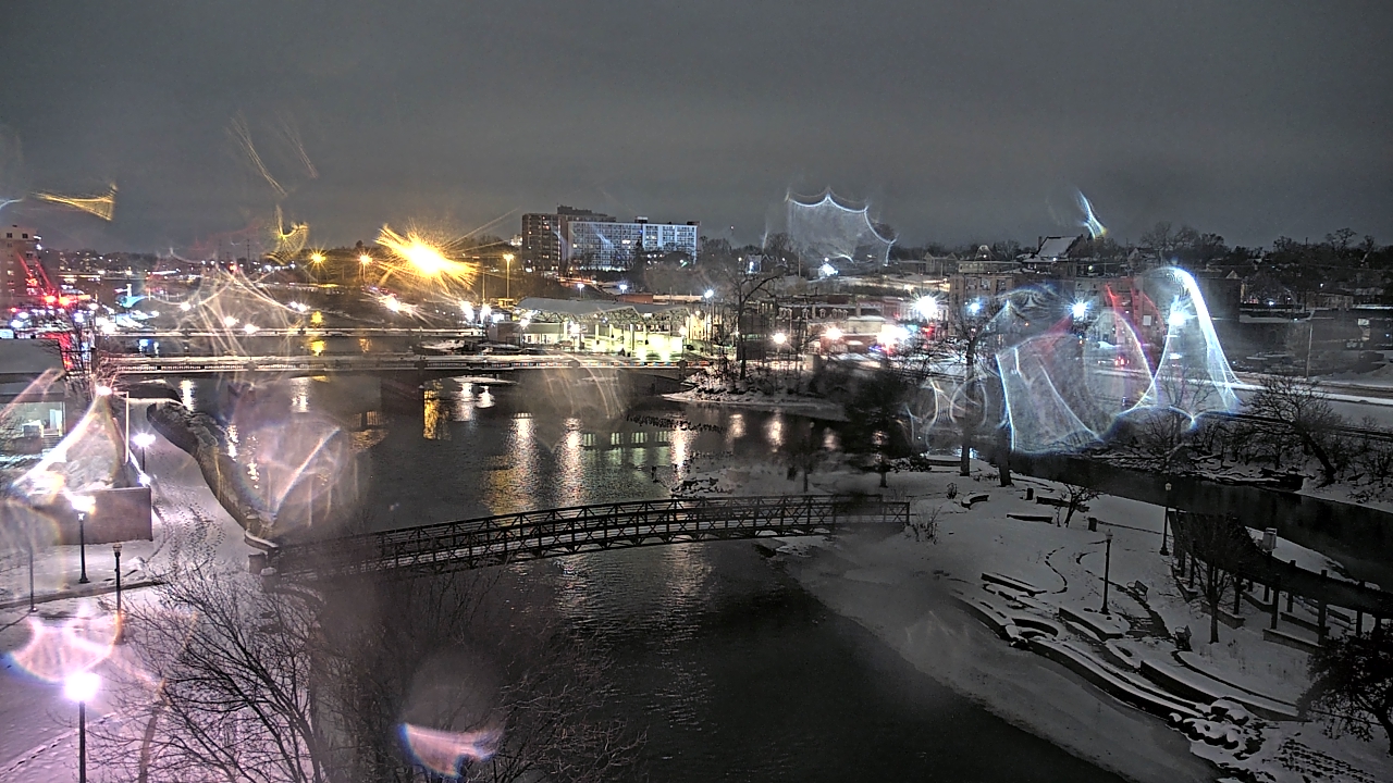 Thumbnail for current weather camera view from City of Elgin in Elgin, Illinois