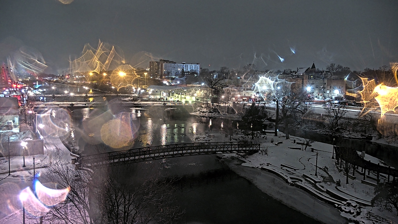 Thumbnail for current weather camera view from City of Elgin in Elgin, Illinois