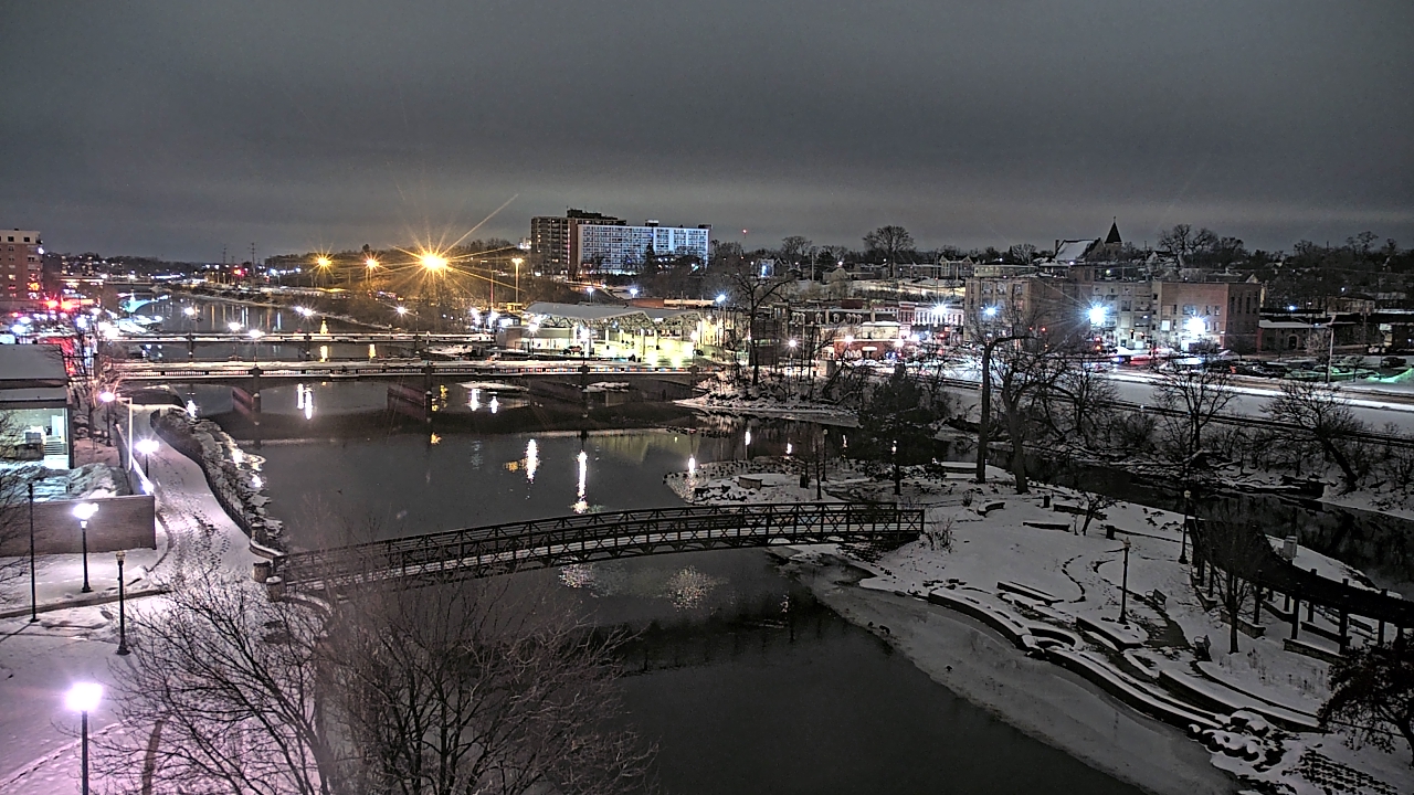 Thumbnail for current weather camera view from City of Elgin in Elgin, Illinois