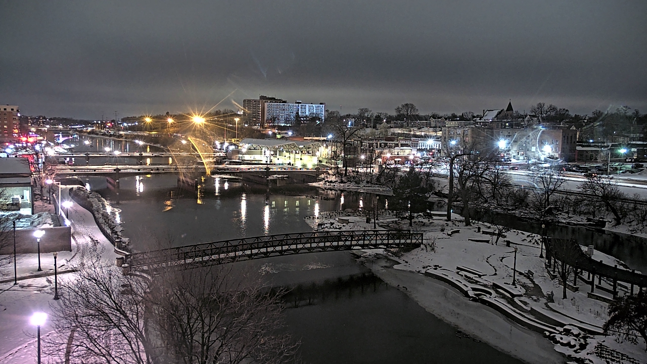 Thumbnail for current weather camera view from City of Elgin in Elgin, Illinois