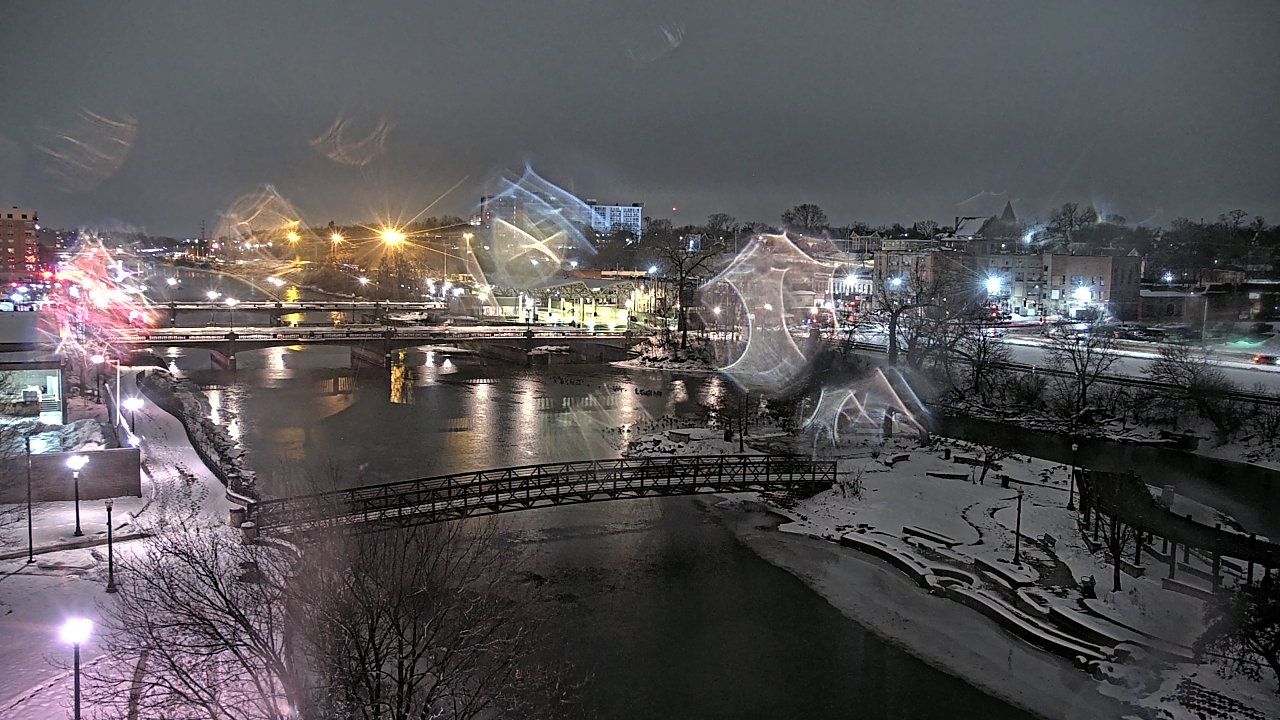 Thumbnail for current weather camera view from City of Elgin in Elgin, Illinois