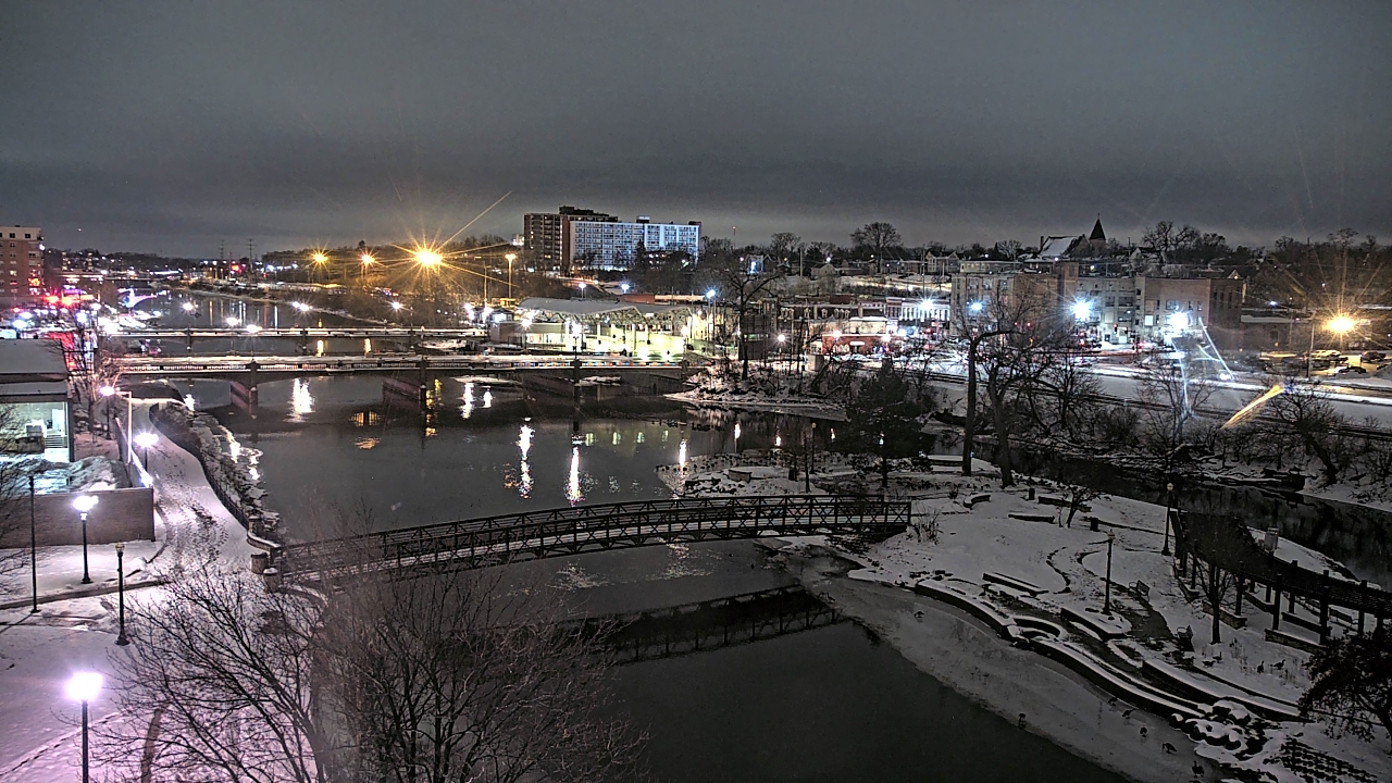 Thumbnail for current weather camera view from City of Elgin in Elgin, Illinois