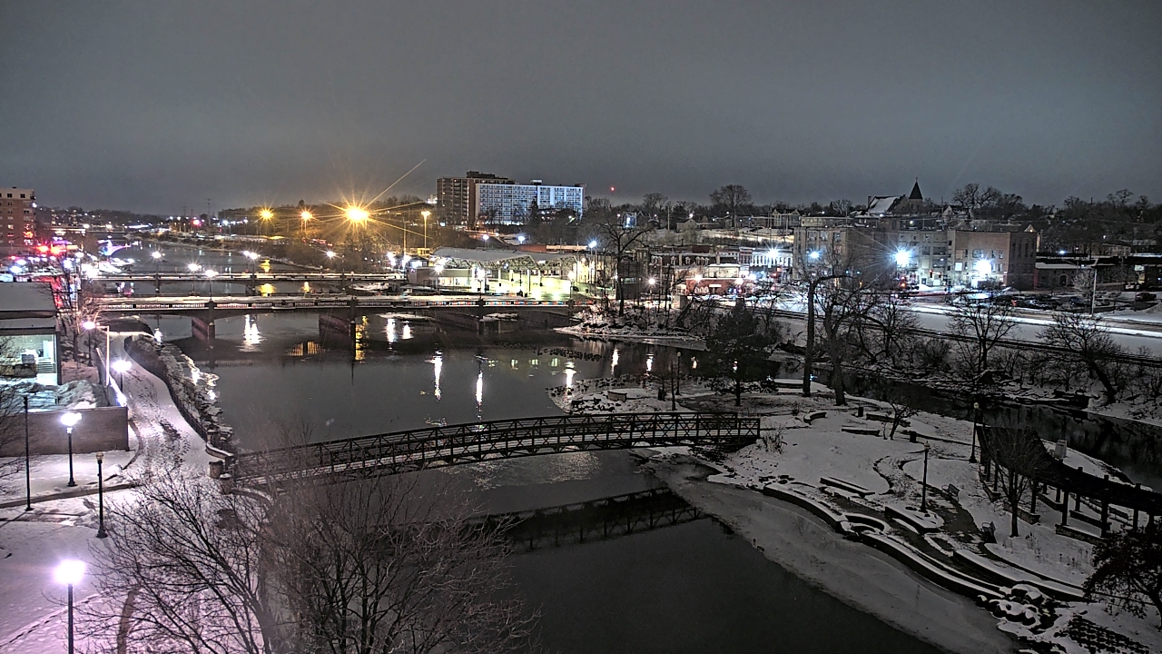 Thumbnail for current weather camera view from City of Elgin in Elgin, Illinois