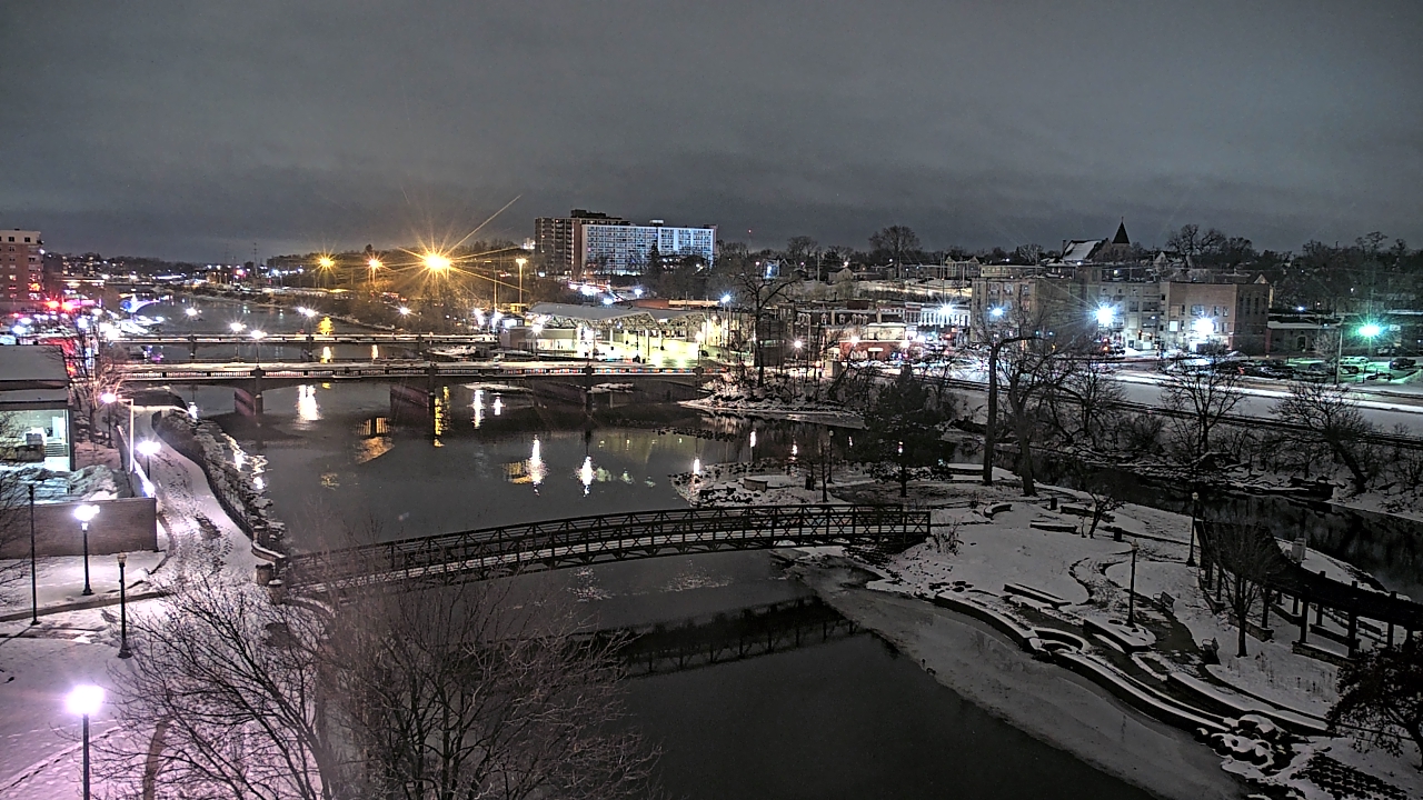 Thumbnail for current weather camera view from City of Elgin in Elgin, Illinois