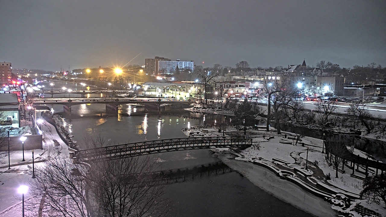 Thumbnail for current weather camera view from City of Elgin in Elgin, Illinois