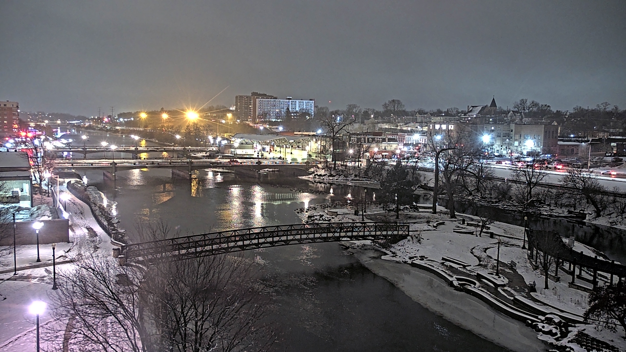 Thumbnail for current weather camera view from City of Elgin in Elgin, Illinois