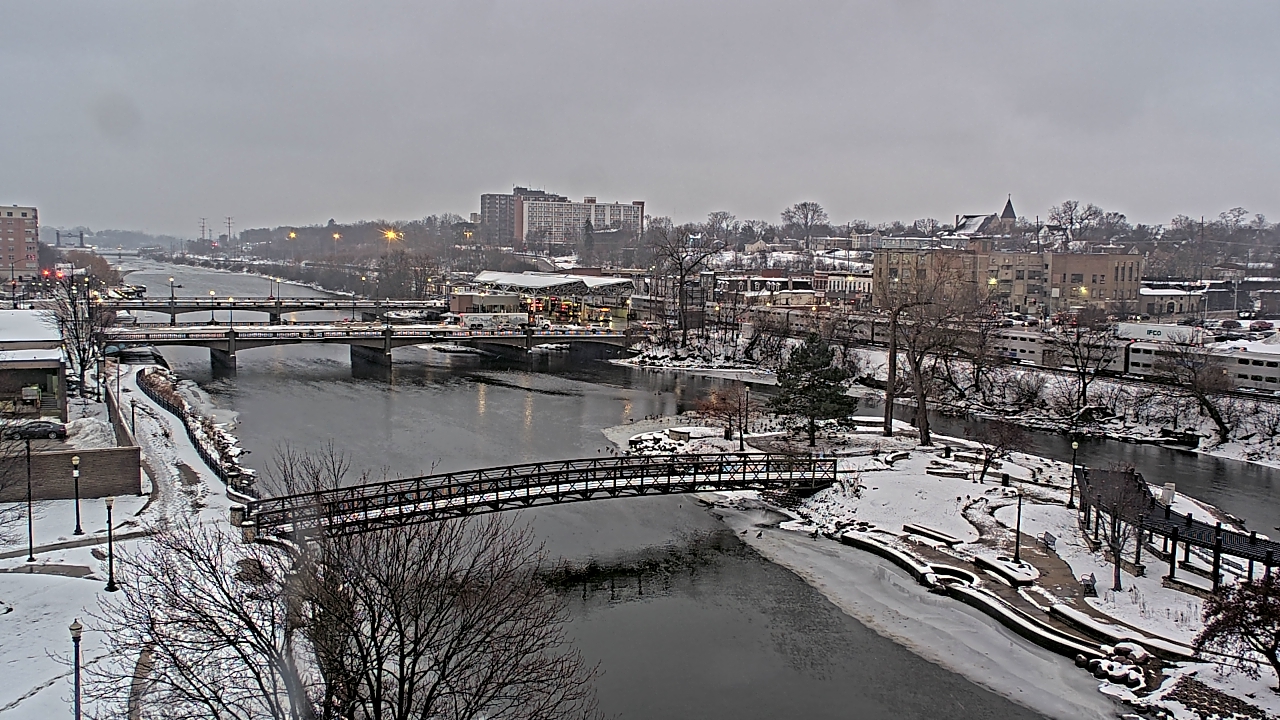 Thumbnail for current weather camera view from City of Elgin in Elgin, Illinois