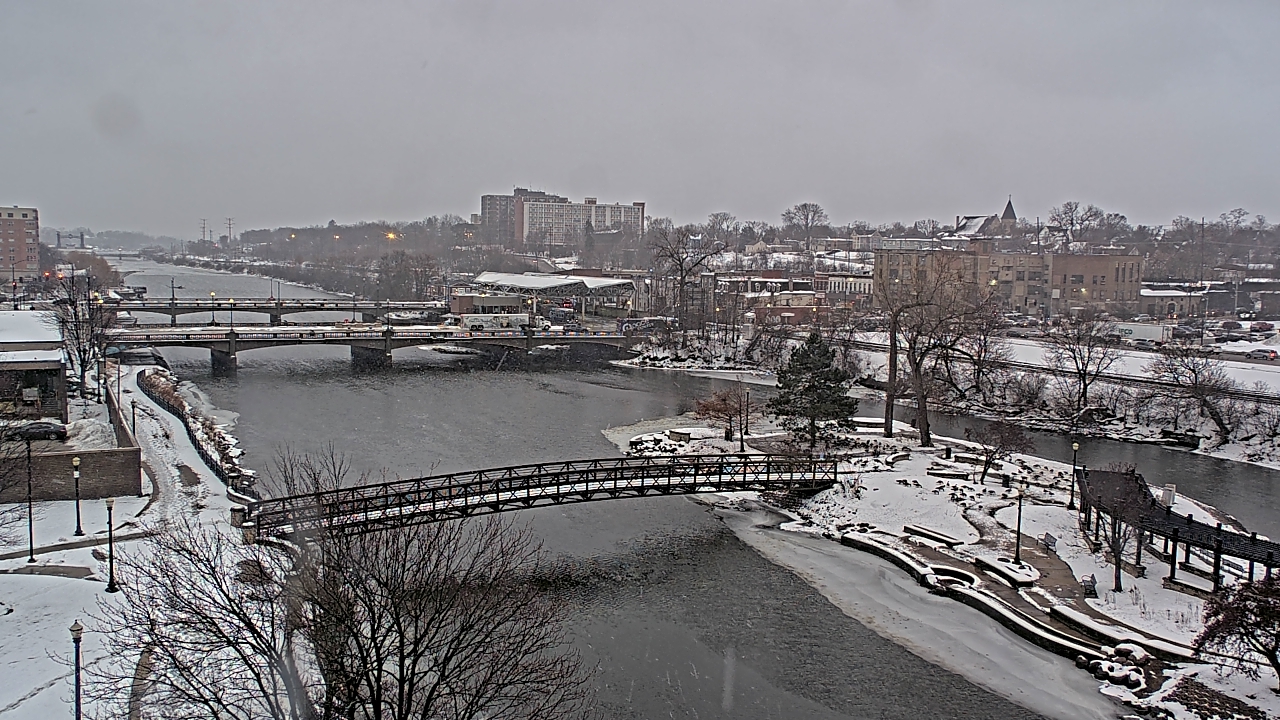 Thumbnail for current weather camera view from City of Elgin in Elgin, Illinois