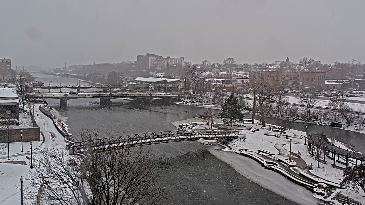 Thumbnail for current weather camera view from City of Elgin in Elgin, Illinois