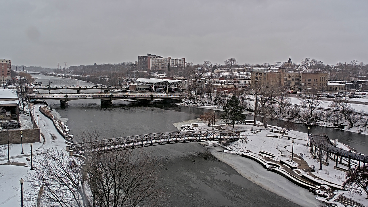 Thumbnail for current weather camera view from City of Elgin in Elgin, Illinois