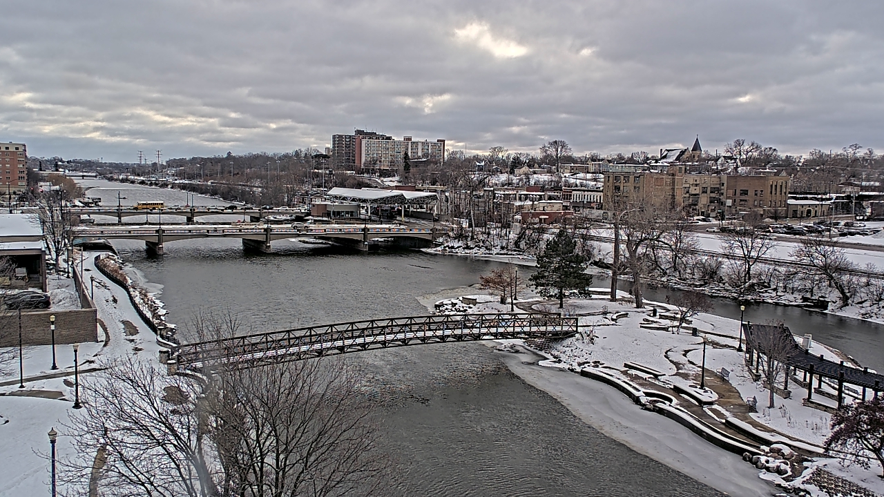 Thumbnail for current weather camera view from City of Elgin in Elgin, Illinois