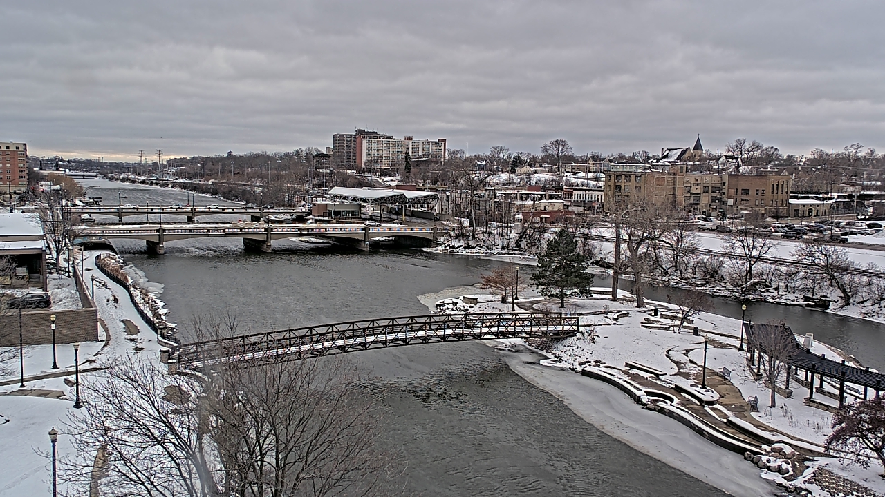 Thumbnail for current weather camera view from City of Elgin in Elgin, Illinois