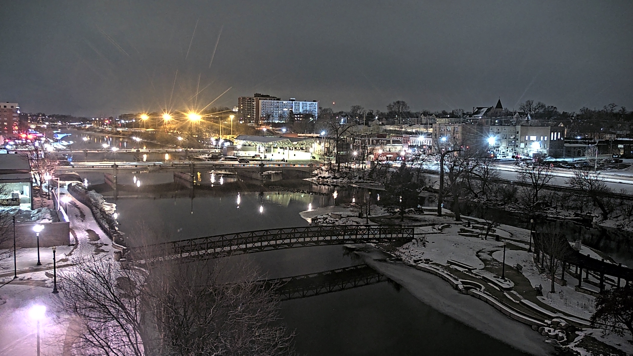 Thumbnail for current weather camera view from City of Elgin in Elgin, Illinois