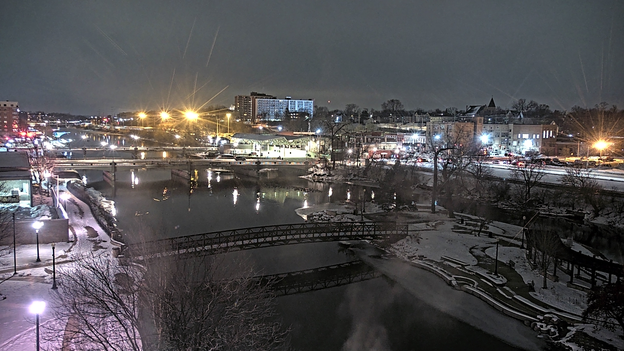 Thumbnail for current weather camera view from City of Elgin in Elgin, Illinois