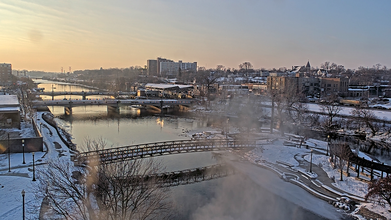 Thumbnail for current weather camera view from City of Elgin in Elgin, Illinois