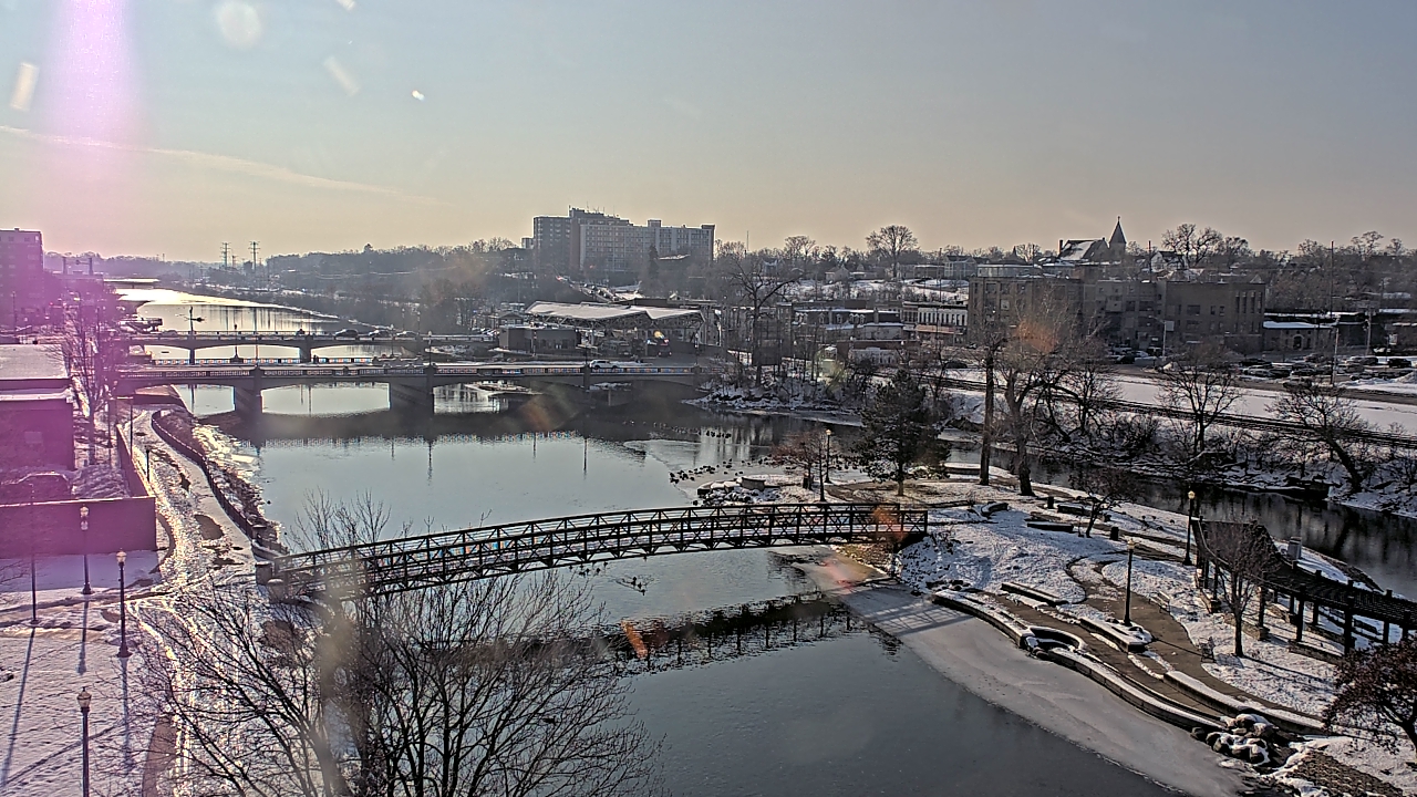 Thumbnail for current weather camera view from City of Elgin in Elgin, Illinois