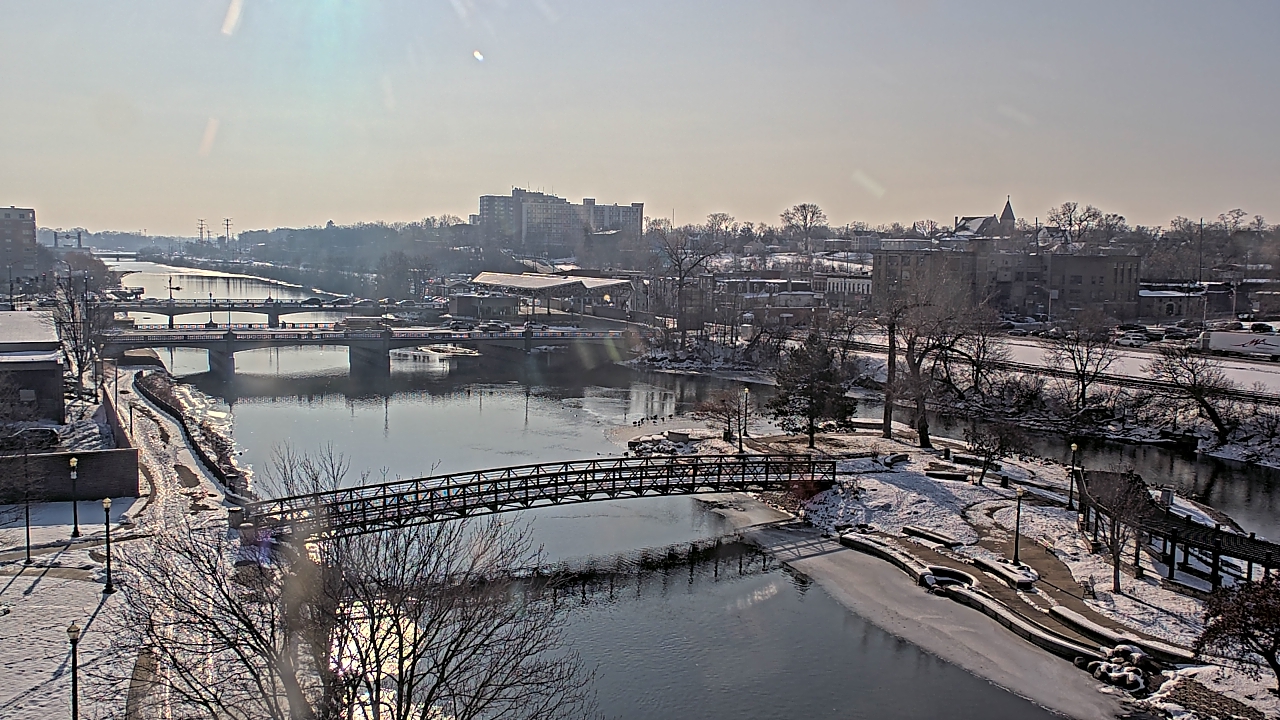 Thumbnail for current weather camera view from City of Elgin in Elgin, Illinois