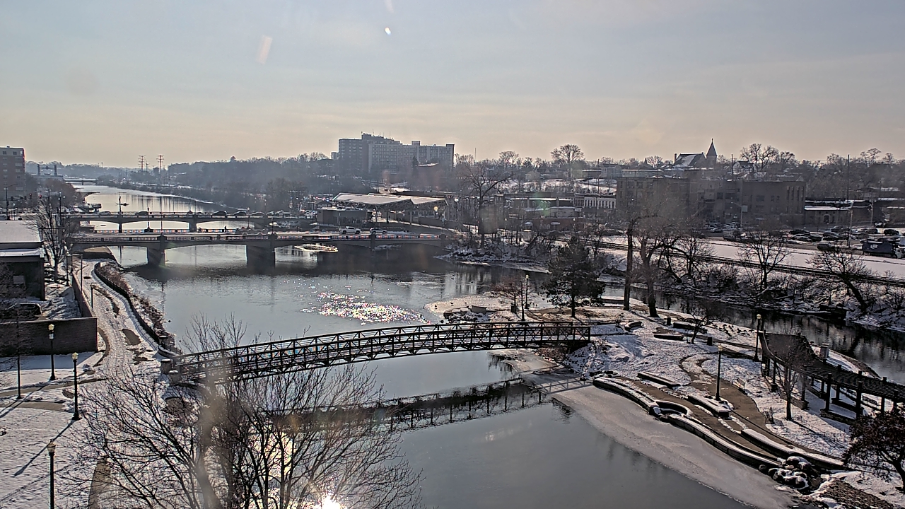 Thumbnail for current weather camera view from City of Elgin in Elgin, Illinois