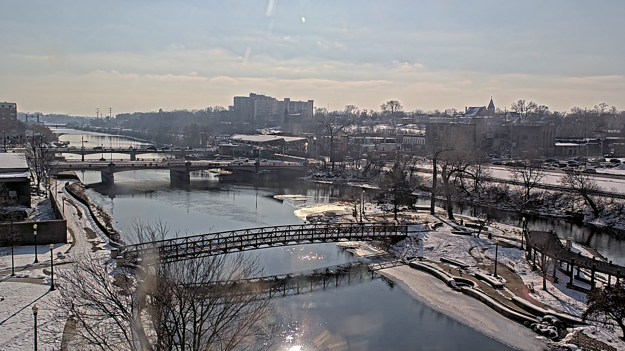 Thumbnail for current weather camera view from City of Elgin in Elgin, Illinois