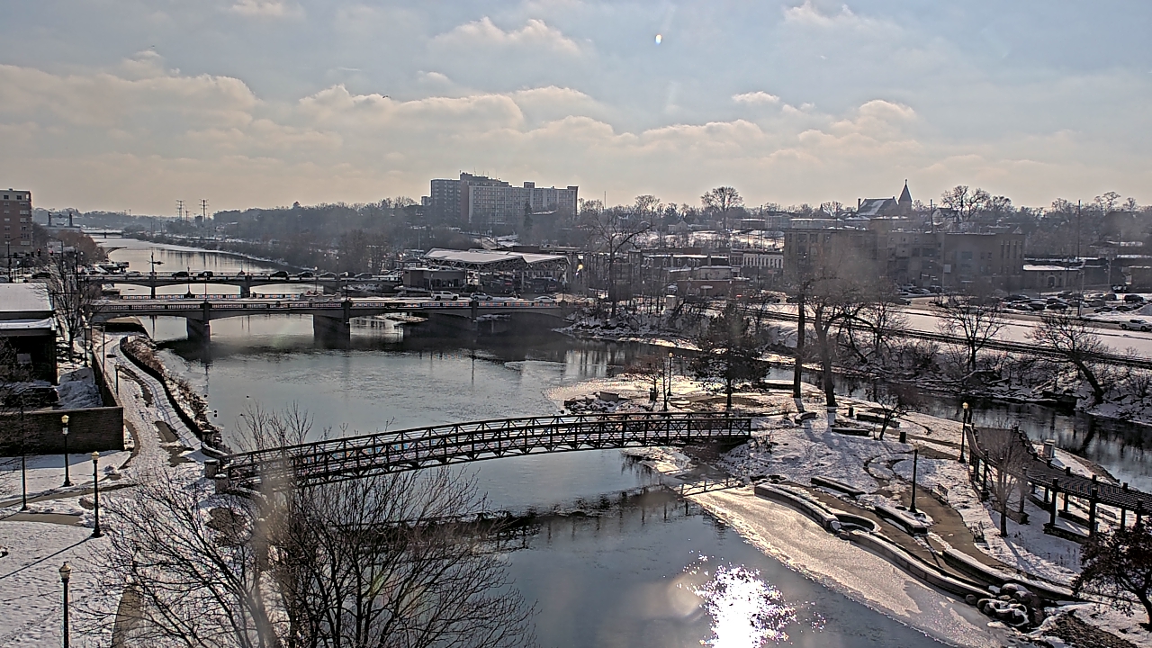 Thumbnail for current weather camera view from City of Elgin in Elgin, Illinois