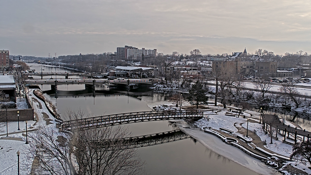 Thumbnail for current weather camera view from City of Elgin in Elgin, Illinois