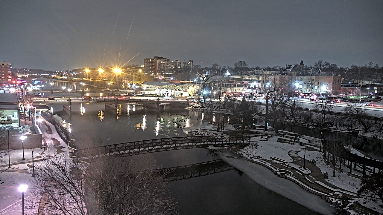 Thumbnail for current weather camera view from City of Elgin in Elgin, Illinois