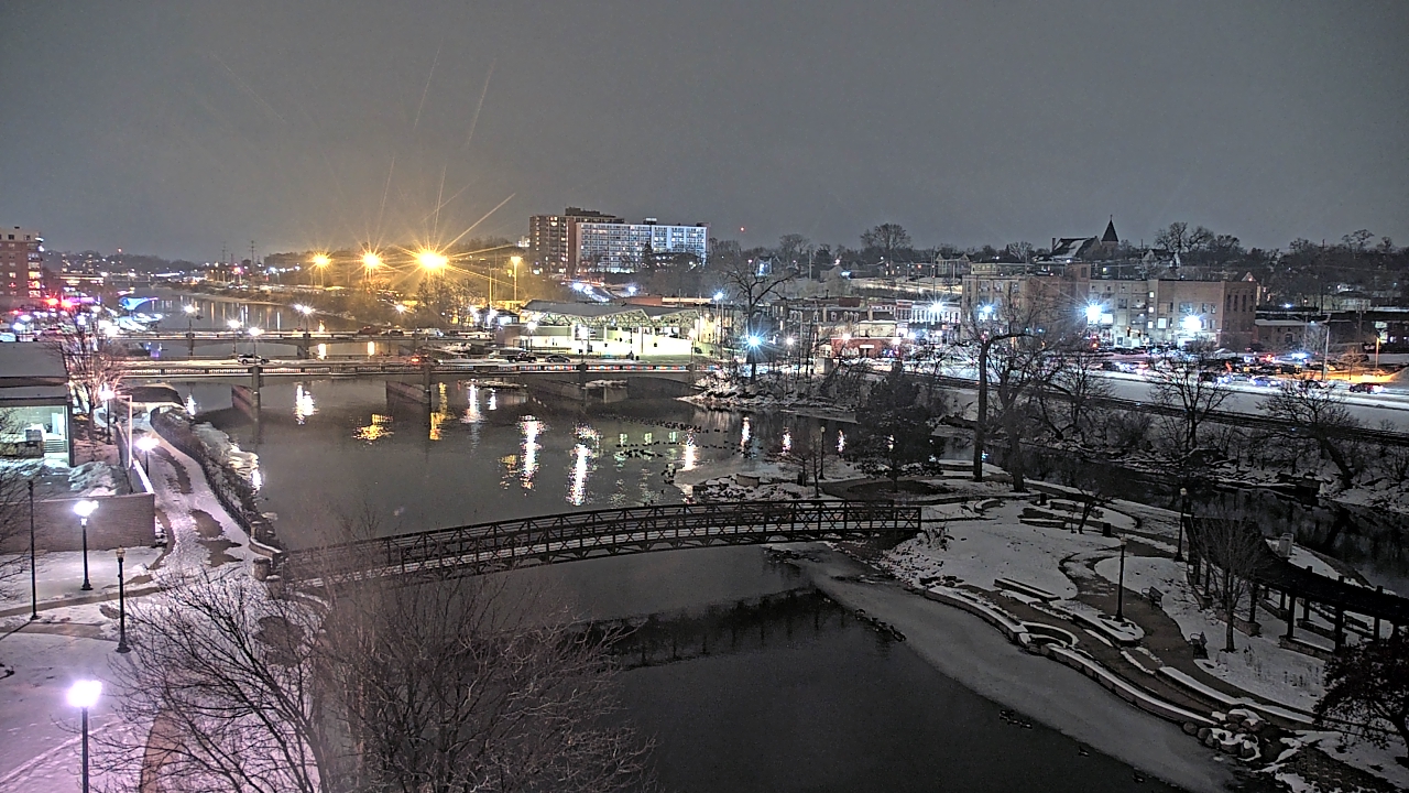 Thumbnail for current weather camera view from City of Elgin in Elgin, Illinois