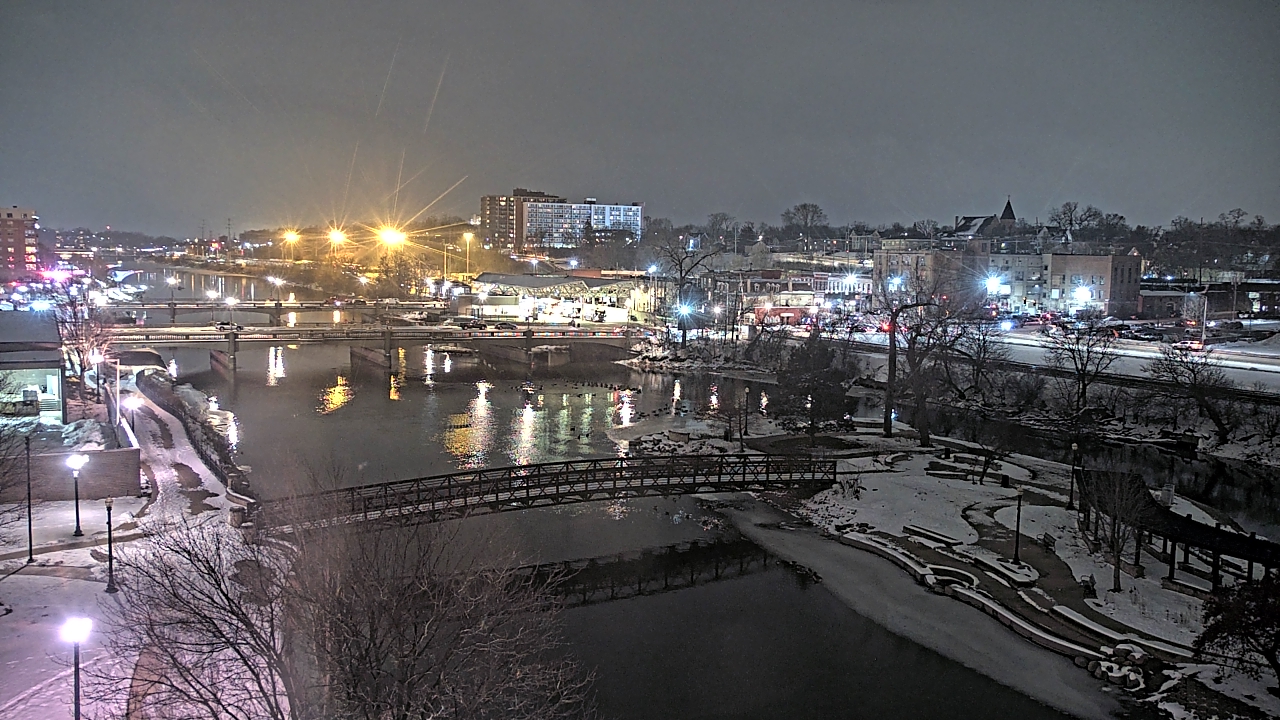 Thumbnail for current weather camera view from City of Elgin in Elgin, Illinois