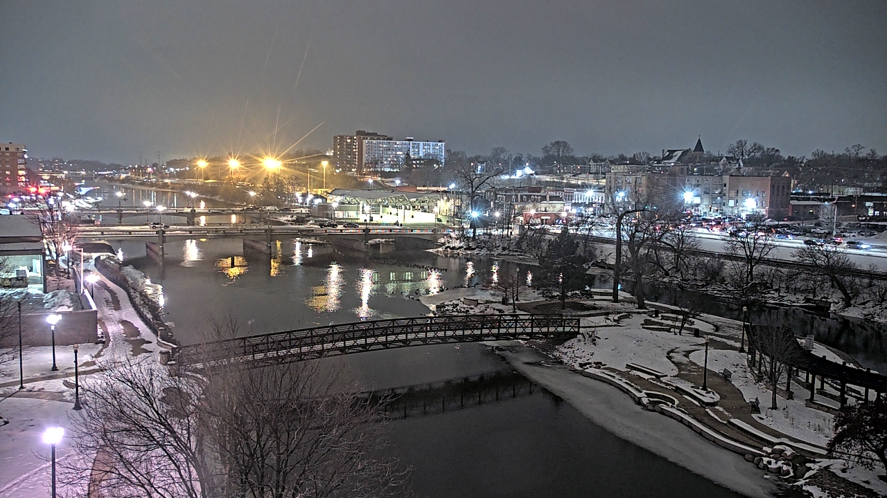 Thumbnail for current weather camera view from City of Elgin in Elgin, Illinois