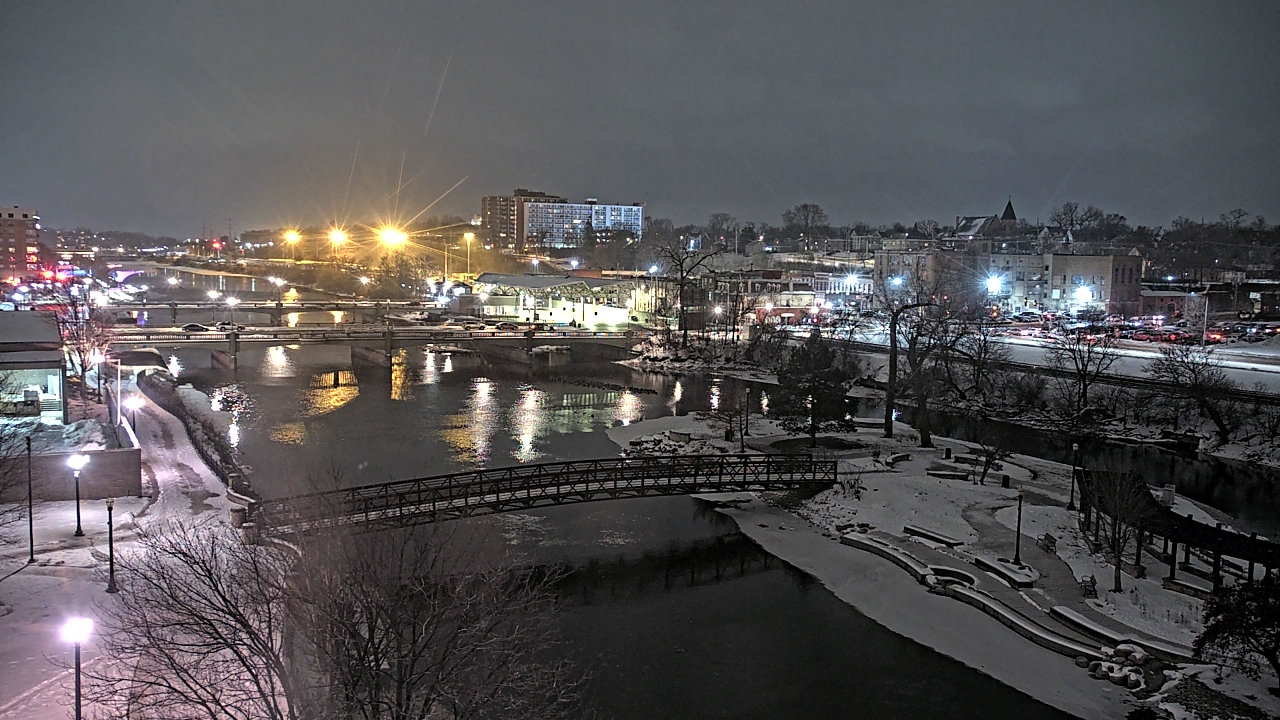 Thumbnail for current weather camera view from City of Elgin in Elgin, Illinois