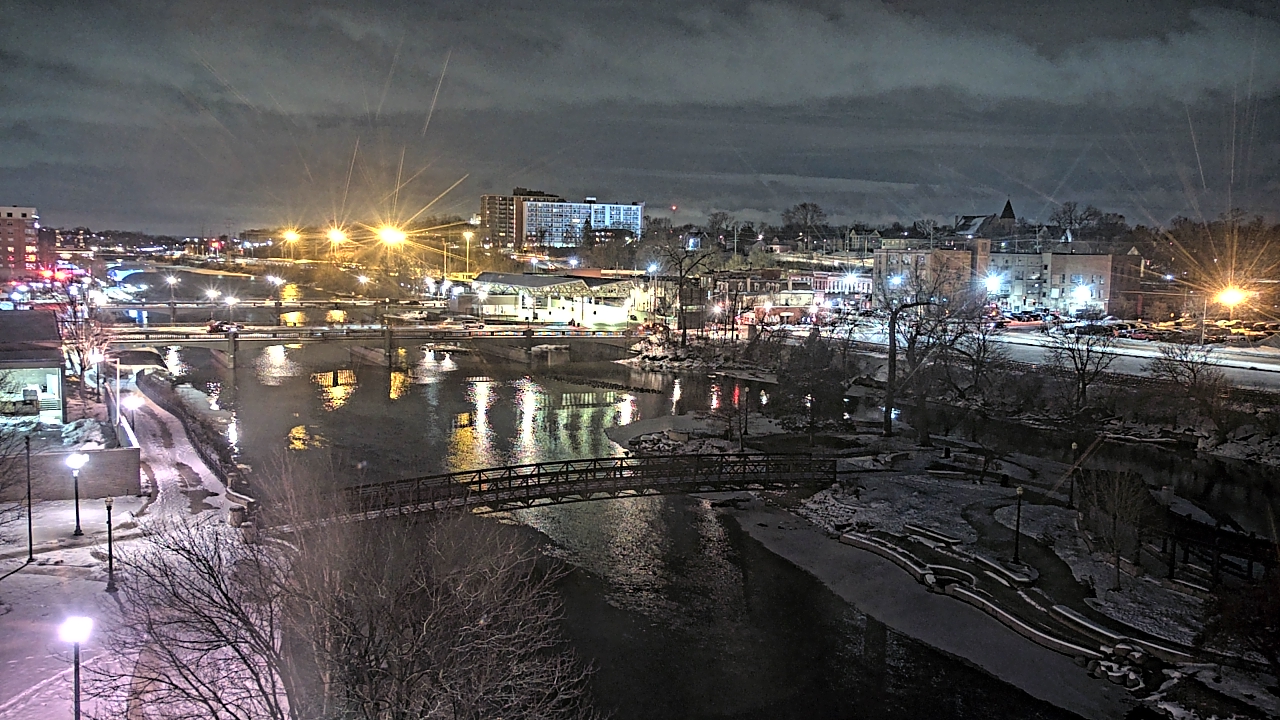 Thumbnail for current weather camera view from City of Elgin in Elgin, Illinois