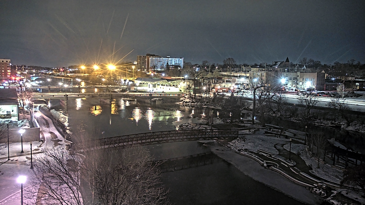 Thumbnail for current weather camera view from City of Elgin in Elgin, Illinois