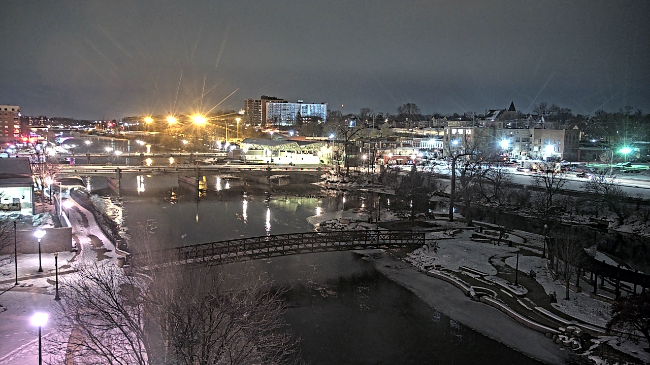 Thumbnail for current weather camera view from City of Elgin in Elgin, Illinois