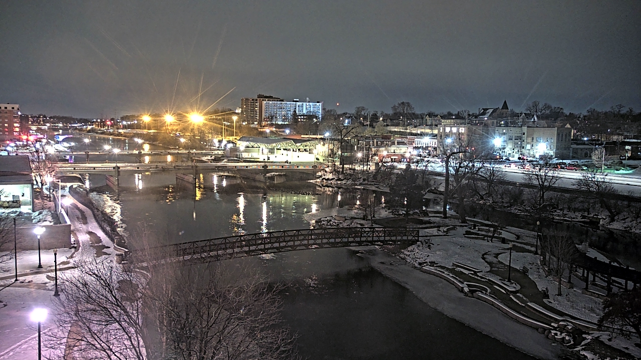 Thumbnail for current weather camera view from City of Elgin in Elgin, Illinois