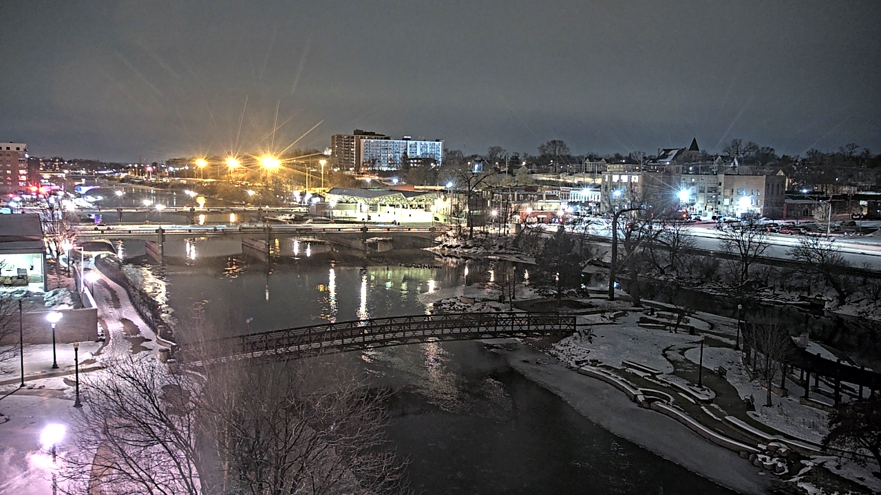 Thumbnail for current weather camera view from City of Elgin in Elgin, Illinois