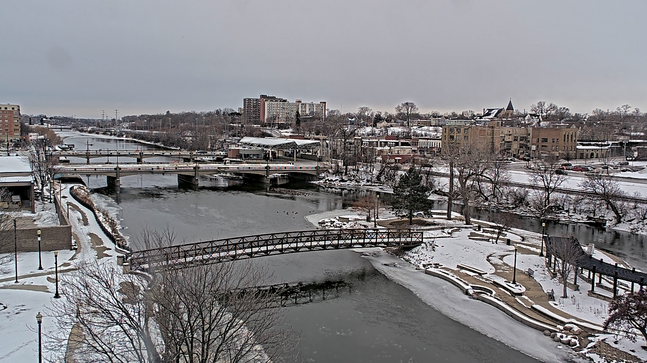 Thumbnail for current weather camera view from City of Elgin in Elgin, Illinois