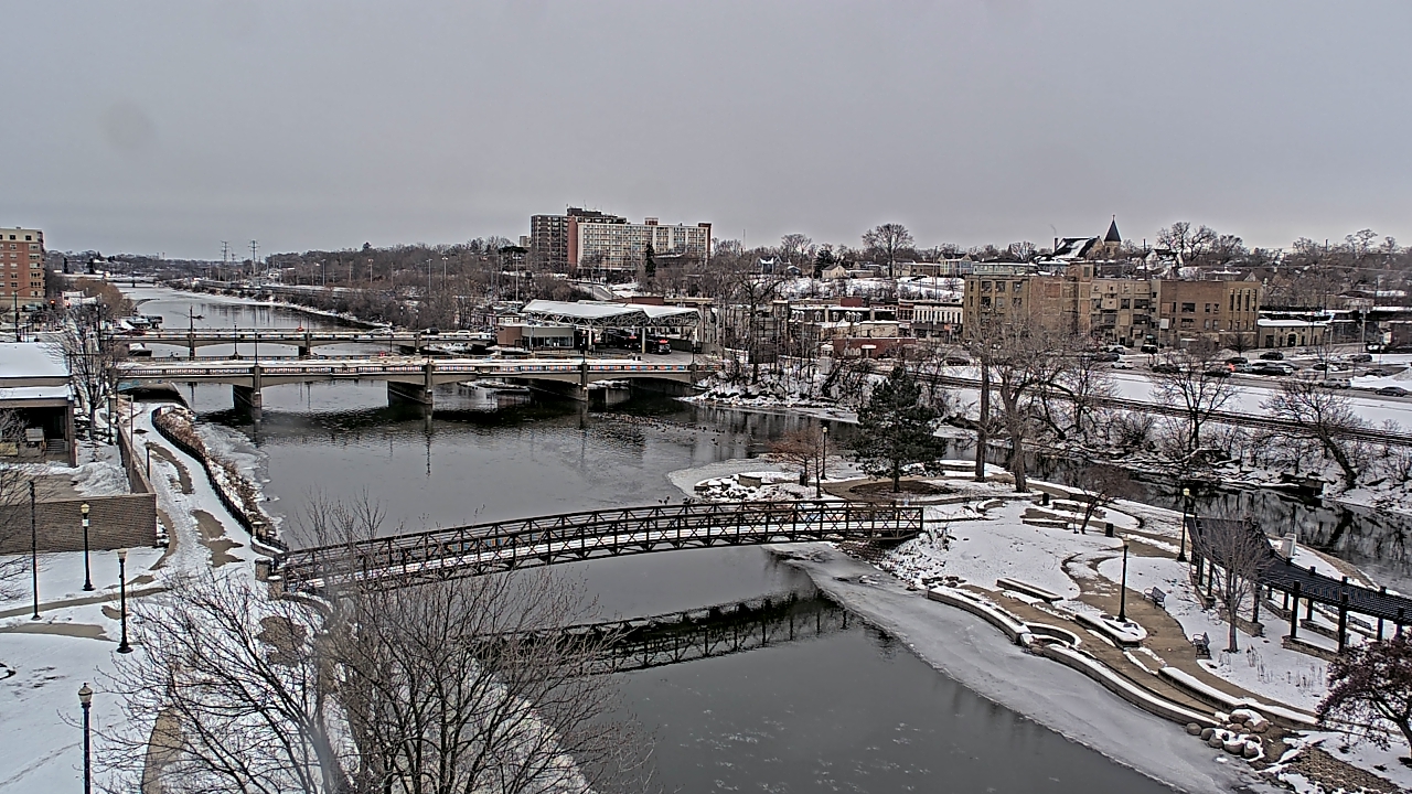 Thumbnail for current weather camera view from City of Elgin in Elgin, Illinois