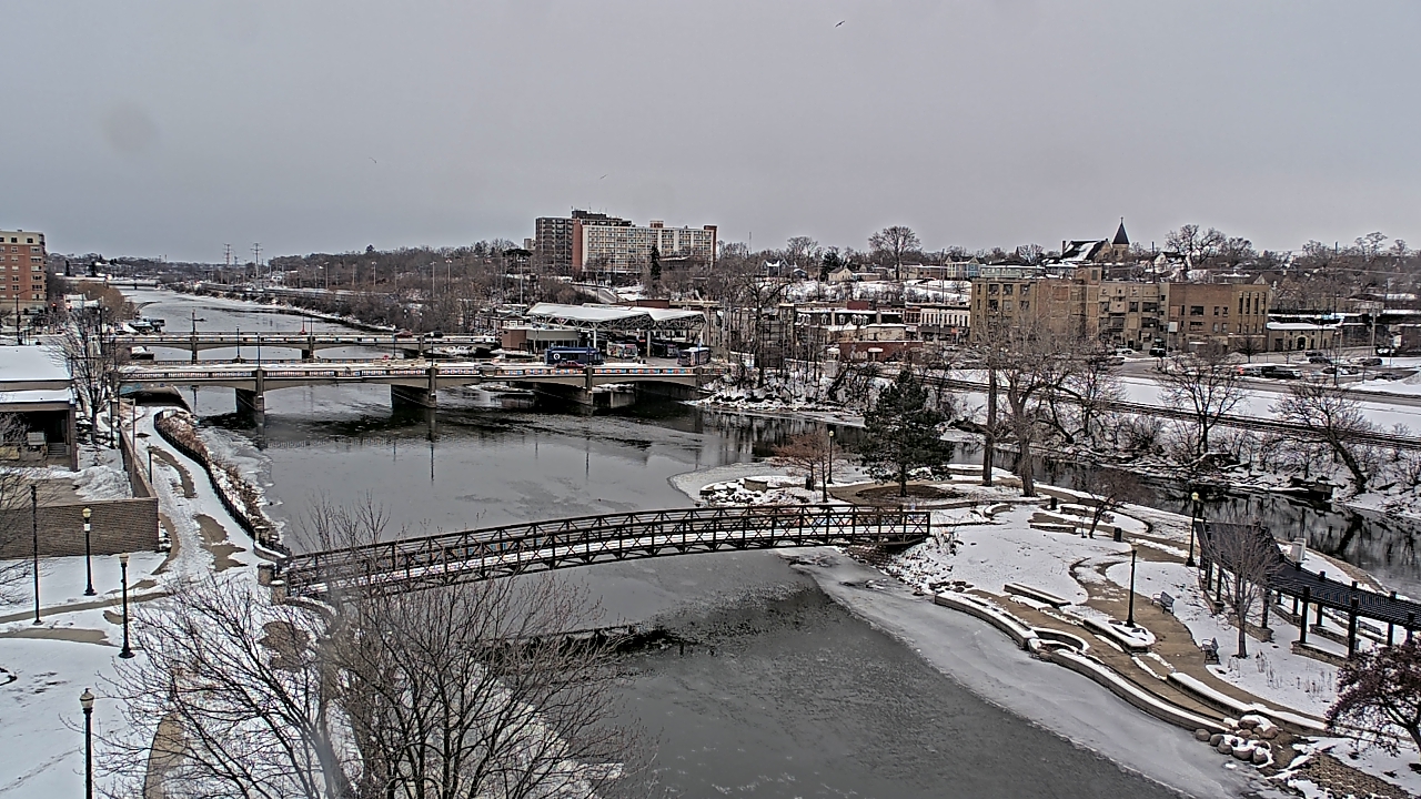 Thumbnail for current weather camera view from City of Elgin in Elgin, Illinois
