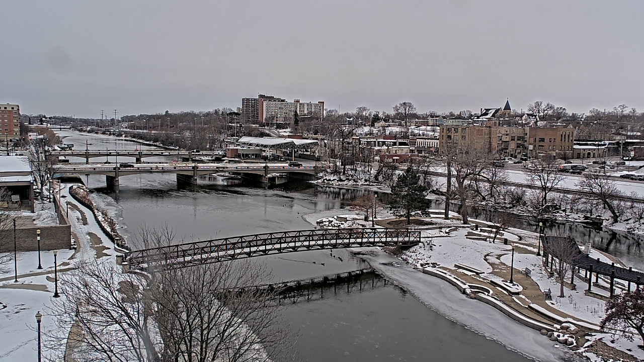 Thumbnail for current weather camera view from City of Elgin in Elgin, Illinois